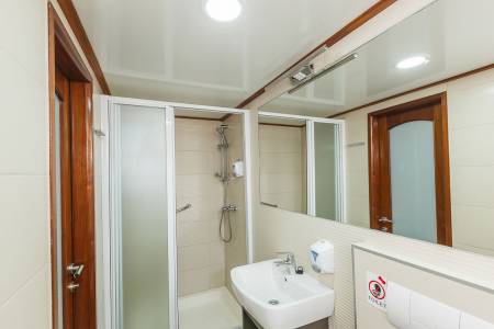 M/S Prestige - Bathroom