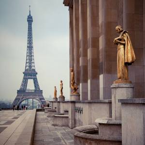Trocadero with golden statues & Eiffel tower